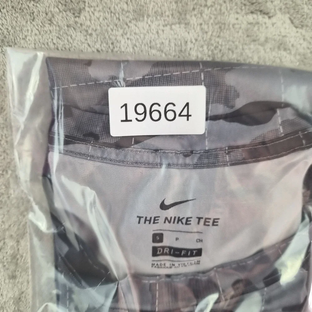 Nike item dri
